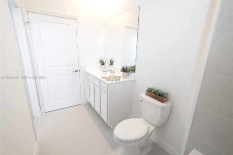 Снять в аренду таунхаус в Порт-Сент-Луси, Флорида 3 спальни, 169.08м2, № 1998165 - фото 20