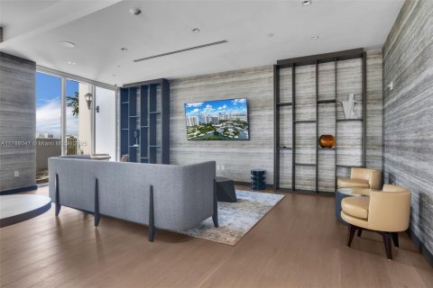 Copropriété à vendre à Aventura, Floride: 3 chambres, 237.83 m2 № 1941573 - photo 25