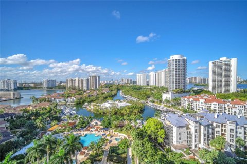 Copropriété à vendre à Aventura, Floride: 3 chambres, 237.83 m2 № 1941573 - photo 3