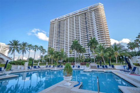 Copropriété à vendre à Aventura, Floride: 3 chambres, 237.83 m2 № 1941573 - photo 24