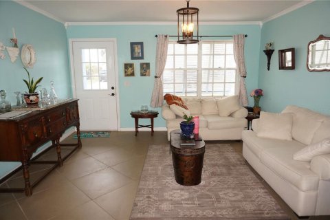 House in Port Charlotte, Florida 3 bedrooms, 103.68 sq.m. № 1722896 - photo 3
