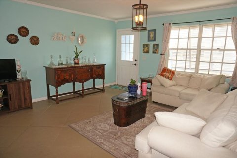 House in Port Charlotte, Florida 3 bedrooms, 103.68 sq.m. № 1722896 - photo 9