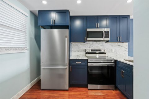 Copropriété à louer à Oakland Park, Floride: 1 chambre, 69.68 m2 № 1987901 - photo 14