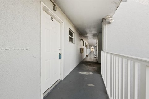 Copropriété à louer à Oakland Park, Floride: 1 chambre, 69.68 m2 № 1987901 - photo 4