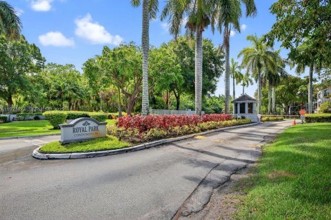 Copropriété à louer à Oakland Park, Floride: 1 chambre, 69.68 m2 № 1987901 - photo 27
