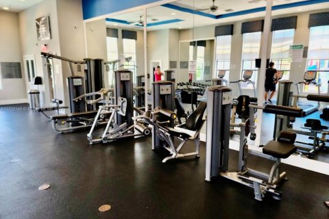 Villa ou maison à vendre à Miami, Floride: 4 chambres, 278.71 m2 № 1958384 - photo 26