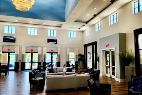 Villa ou maison à vendre à Miami, Floride: 4 chambres, 278.71 m2 № 1958384 - photo 24