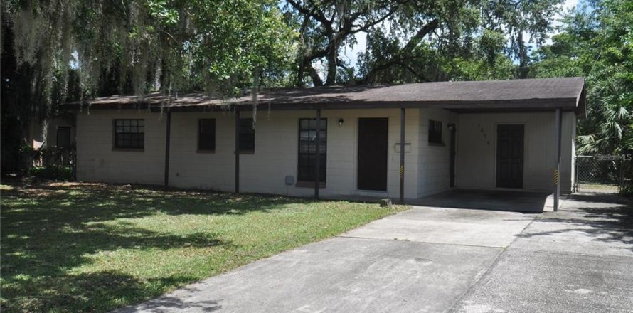 Villa ou maison à Lakeland, Floride 3 chambres, 89.19 m2 № 2406506