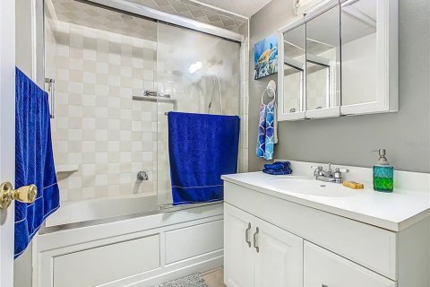 Casa en venta en Haines City, Florida, 3 dormitorios, 156.08 m2 № 1812580 - foto 17