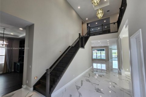 Casa en alquiler en Palm Beach Gardens, Florida, 5 dormitorios, 491.64 m2 № 1938503 - foto 6