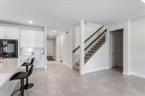 Casa en alquiler en Apopka, Florida, 4 dormitorios, 264.49 m2 № 2102040 - foto 7