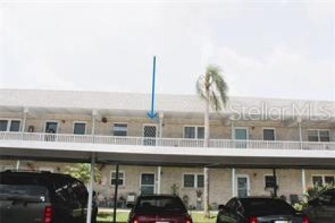 Condominio en alquiler en Saint Petersburg, Florida, 1 dormitorio, 71.07 m2 № 2284685 - foto 4