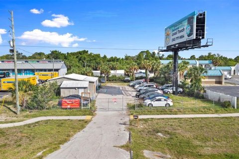 Commercial property in Hudson, Florida 121.79 sq.m. № 2218597 - photo 13
