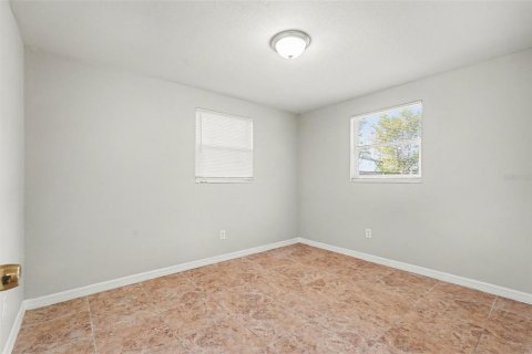 Casa en alquiler en Tampa, Florida, 3 dormitorios, 80.27 m2 № 2106493 - foto 21