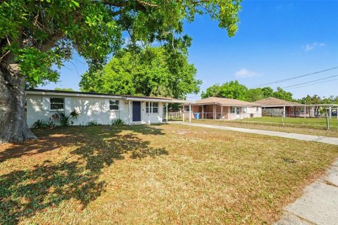 Casa en alquiler en Tampa, Florida, 3 dormitorios, 80.27 m2 № 2106493 - foto 3