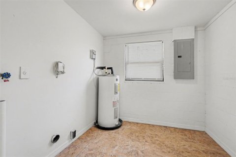 Casa en alquiler en Tampa, Florida, 3 dormitorios, 80.27 m2 № 2106493 - foto 24