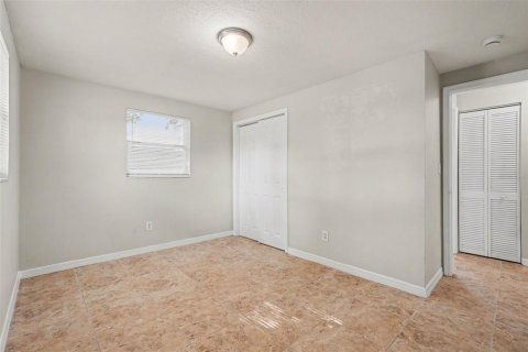 Casa en alquiler en Tampa, Florida, 3 dormitorios, 80.27 m2 № 2106493 - foto 20