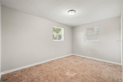 Casa en alquiler en Tampa, Florida, 3 dormitorios, 80.27 m2 № 2106493 - foto 19