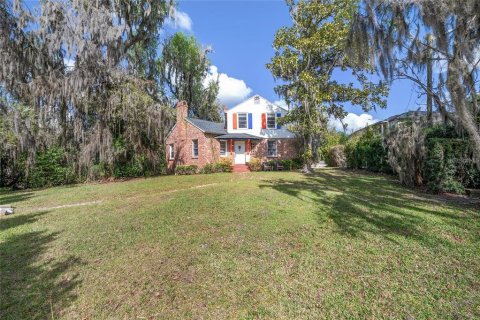 House in Gainesville, Florida 4 bedrooms, 194.82 sq.m. № 2210055 - photo 19