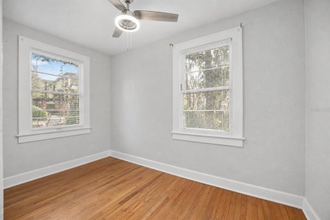 House in Gainesville, Florida 4 bedrooms, 194.82 sq.m. № 2210055 - photo 16
