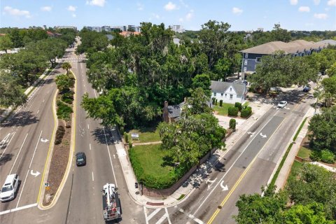 House in Gainesville, Florida 4 bedrooms, 194.82 sq.m. № 2210055 - photo 23