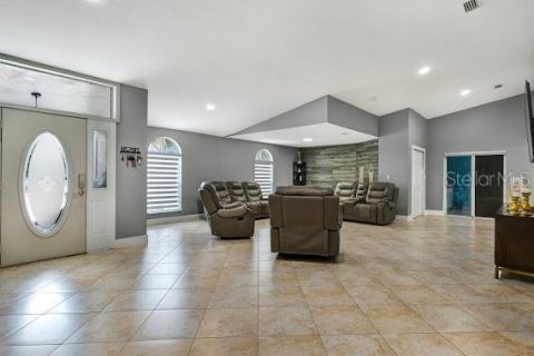 Casa en venta en Tampa, Florida, 4 dormitorios, 231.51 m2 № 2387485 - foto 28