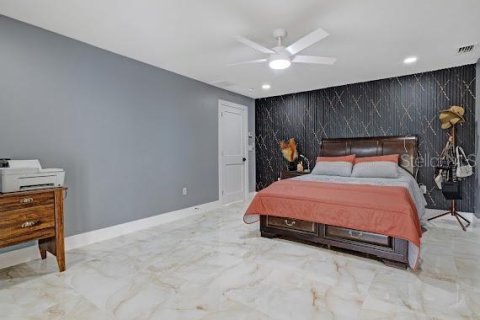 Casa en venta en Tampa, Florida, 4 dormitorios, 231.51 m2 № 2387485 - foto 12