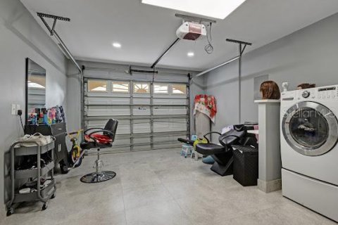 Casa en venta en Tampa, Florida, 4 dormitorios, 231.51 m2 № 2387485 - foto 4