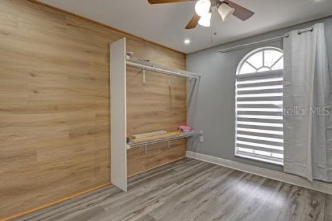 Casa en venta en Tampa, Florida, 4 dormitorios, 231.51 m2 № 2387485 - foto 30