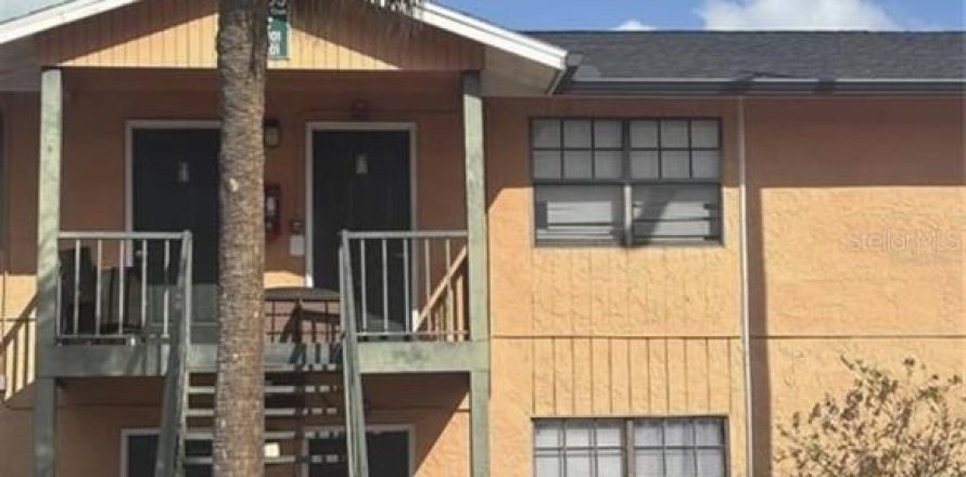 Condominio en Tampa, Florida, 2 dormitorios № 2095360