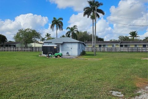 Immobilier commercial à vendre à Homestead, Floride № 1937614 - photo 6