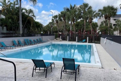 Copropriété à louer à Miami, Floride: 3 chambres, 107.02 m2 № 1929361 - photo 6