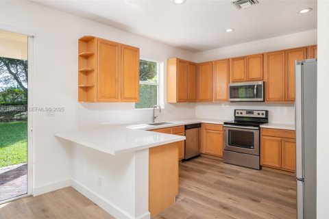 Casa en venta en Weston, Florida, 4 dormitorios, 263.47 m2 № 1982823 - foto 14