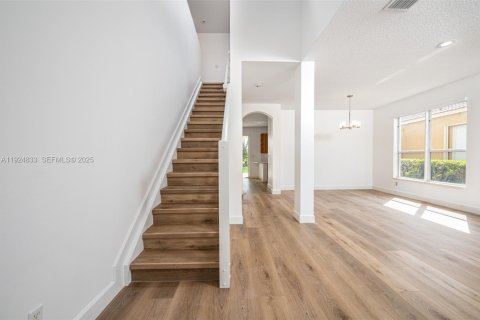 Casa en venta en Weston, Florida, 4 dormitorios, 263.47 m2 № 1982823 - foto 9