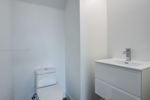 Casa en venta en Weston, Florida, 4 dormitorios, 263.47 m2 № 1982823 - foto 19