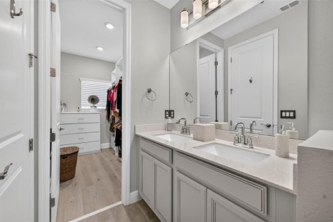 Touwnhouse à vendre à Orlando, Floride: 3 chambres, 153.01 m2 № 2342210 - photo 26