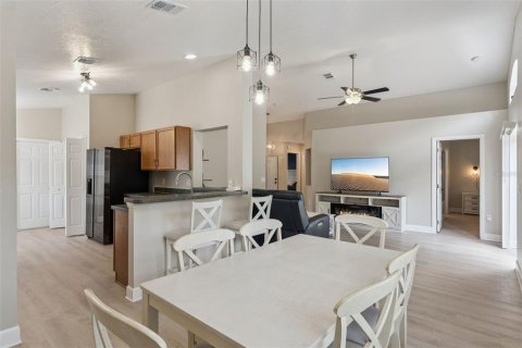 Casa en venta en Orlando, Florida, 3 dormitorios, 116.41 m2 № 2384497 - foto 7