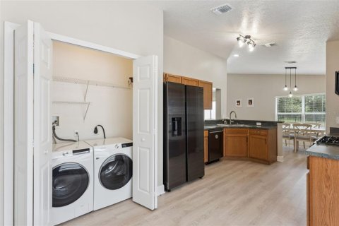 Casa en venta en Orlando, Florida, 3 dormitorios, 116.41 m2 № 2384497 - foto 13
