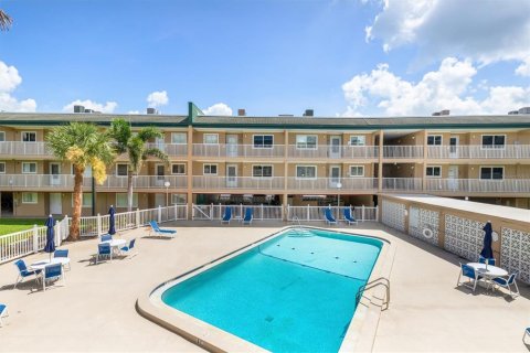 Copropriété à vendre à Punta Gorda, Floride: 2 chambres, 100.06 m2 № 1872979 - photo 1