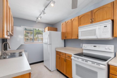 Copropriété à vendre à Punta Gorda, Floride: 2 chambres, 100.06 m2 № 1872979 - photo 10
