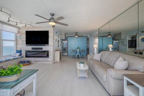 Condo in Daytona Beach, Florida, 2 bedrooms  № 1644440 - photo 5