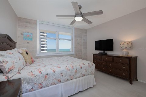 Condo in Daytona Beach, Florida, 2 bedrooms  № 1644440 - photo 18