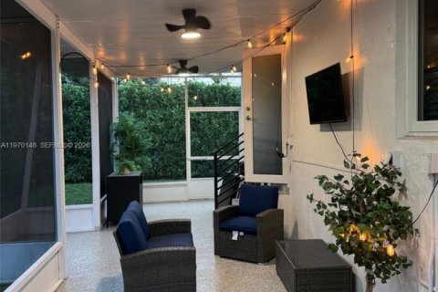 Casa en venta en Virginia Gardens, Florida, 3 dormitorios, 119.66 m2 № 2032443 - foto 17