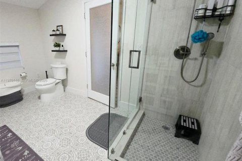 Casa en venta en Virginia Gardens, Florida, 3 dormitorios, 119.66 m2 № 2032443 - foto 14