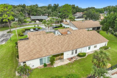 Touwnhouse à vendre à Apopka, Floride: 2 chambres, 107.02 m2 № 2427489 - photo 4
