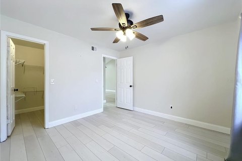 Touwnhouse à vendre à Apopka, Floride: 2 chambres, 107.02 m2 № 2427489 - photo 25