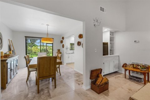 Villa ou maison à vendre à Sarasota, Floride: 3 chambres, 194.17 m2 № 2318992 - photo 10