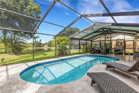 Villa ou maison à vendre à Sarasota, Floride: 3 chambres, 194.17 m2 № 2318992 - photo 3