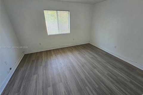 Купить кондоминиум в Майами, Флорида 2 спальни, 90.12м2, № 2042503 - фото 14