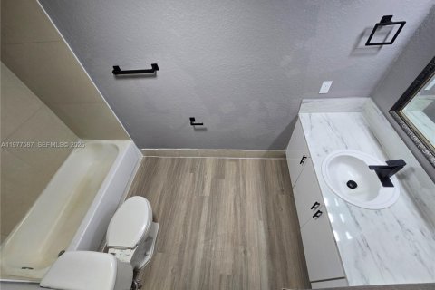 Купить кондоминиум в Майами, Флорида 2 спальни, 90.12м2, № 2042503 - фото 20